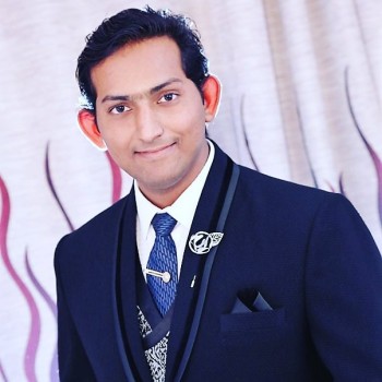 AKSHAY MANGLA